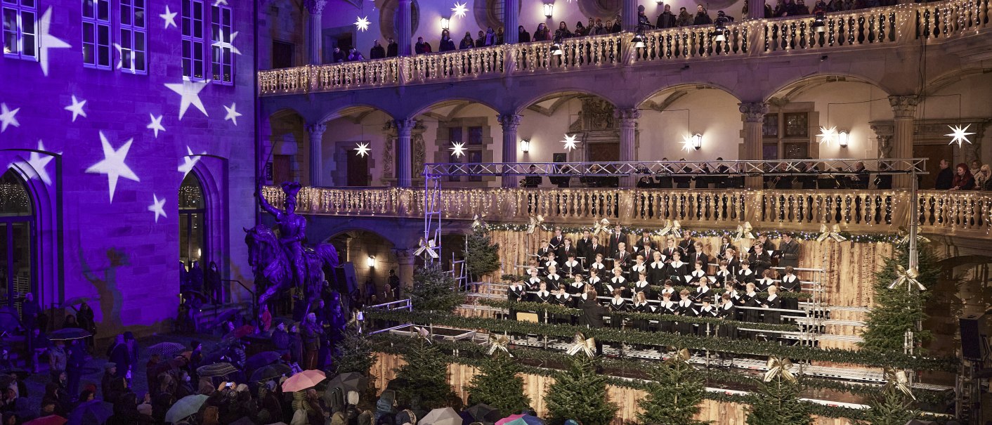 Weihnachtsstimmung im Innenhof des Alten Schlosses Stuttgart, © SMG Stuttgart Marketing GmbH - Sarah Schmid