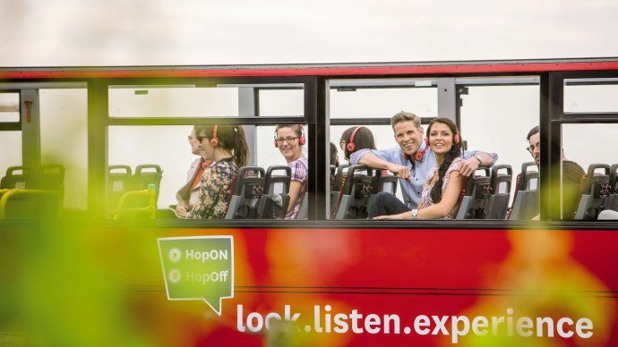 Hop-on Hop-off Bus, © Stuttgart-Marketing GmbH, Christoph Düpper