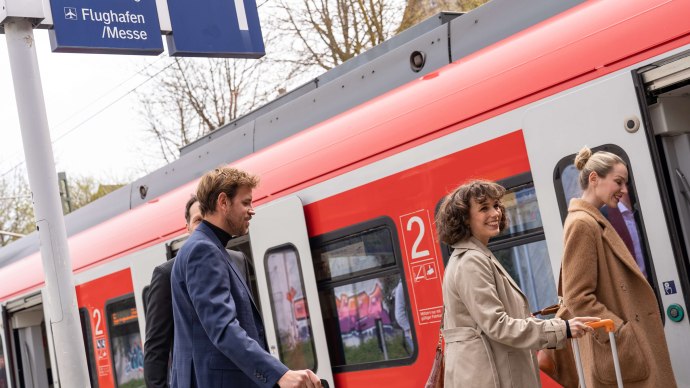 Arrival at Stuttgart by S-Bahn, © Martina Denker