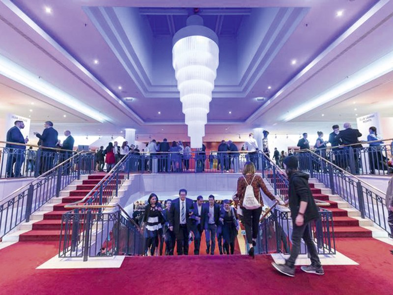 Palladium Theater_Aufgang Foyer, &copy; Stage Entertainment