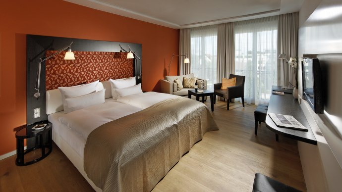 Deluxezimmer Parkhotel Stuttgart Messe Airport, &copy; Parkhotel Stuttgart Messe-Airport GmbH &amp; Co. KG