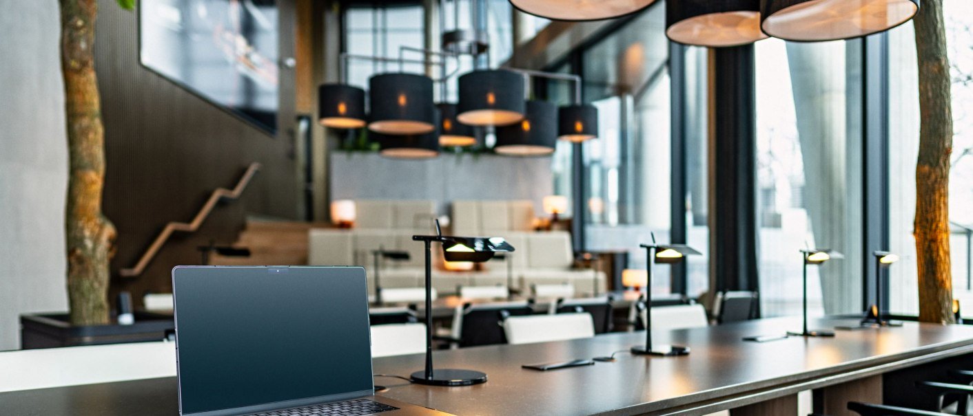 Radisson Blu Hotel Stuttgart_Lobby Workstation, © Steffen Burger