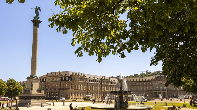 Schlossplatz, © Stuttgart-Marketing GmbH, Sarah Schmid