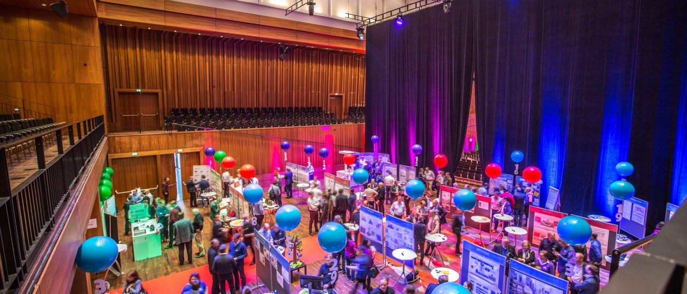 Poster Session Balloons Great Hall Stadthalle Reutlingen, © Stadthalle Reutlingen GmbH