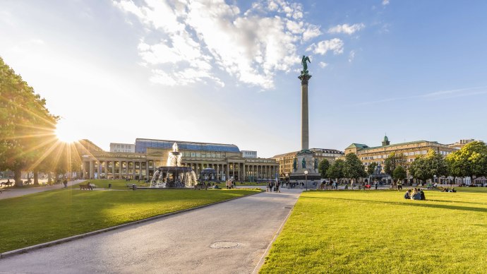 Palace square, © Stuttgart-Marketing GmbH, Werner Dieterich