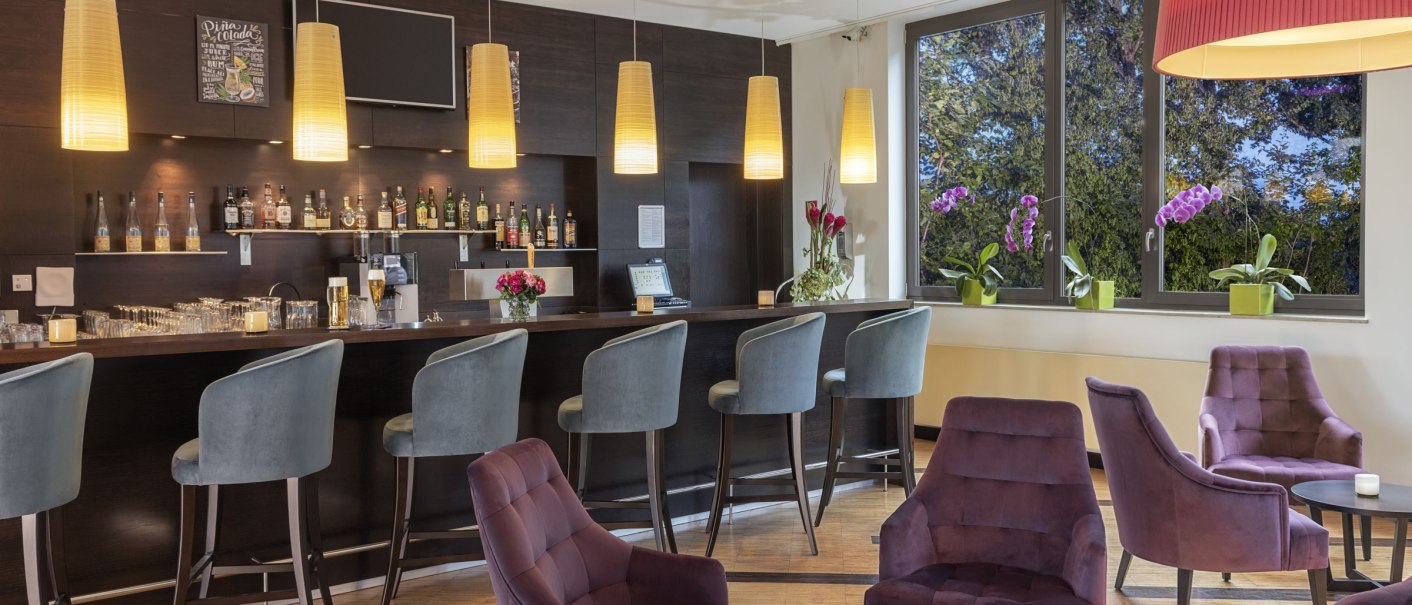 NH_Stuttgart_Airport_Hotel Bar, &copy; NH Stuttgart Airport