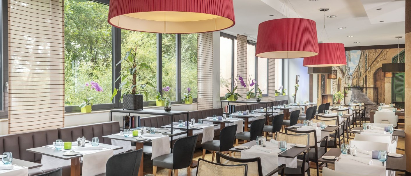 NH_Stuttgart_Airport_Restaurant NHUBE, © NH Stuttgart Airport NH_Stuttgart_Airport_Restaurant NHUBE, © NH Stuttgart Airport