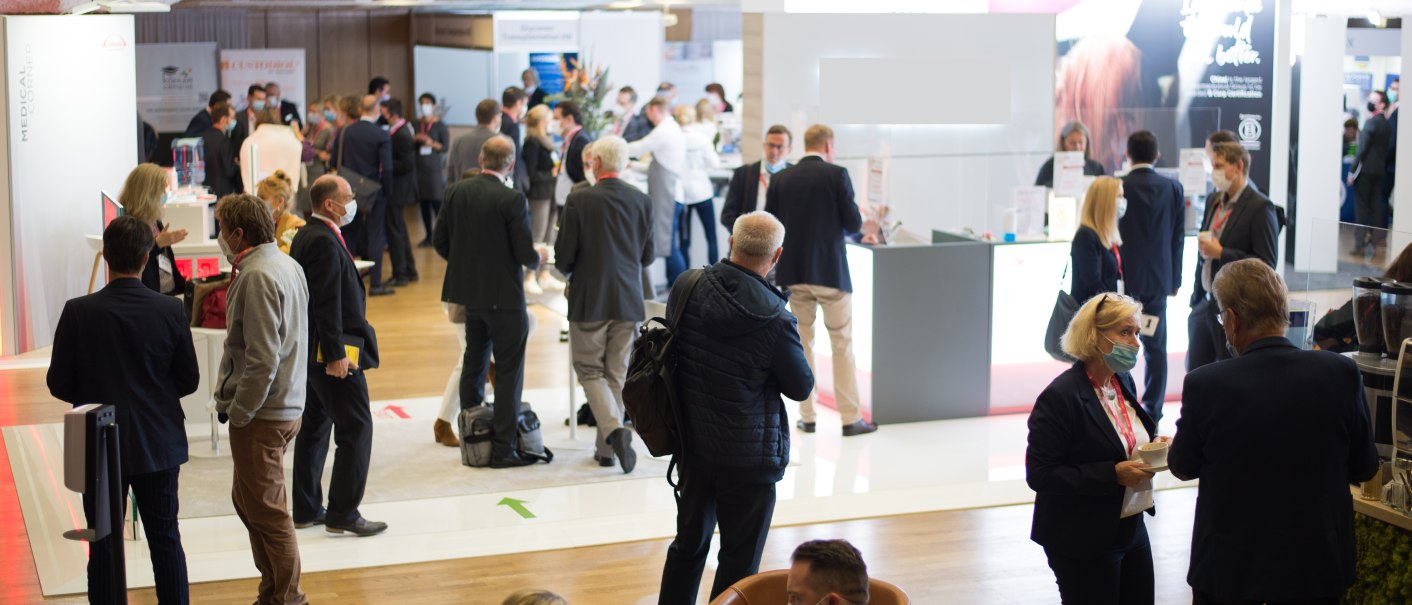 Ausstellung 30. Jahrestagung der Deutschen Transplantationsgesellschaft, © K.I.T. Group GmbH Dresden, Foto Fotostudio Essen 