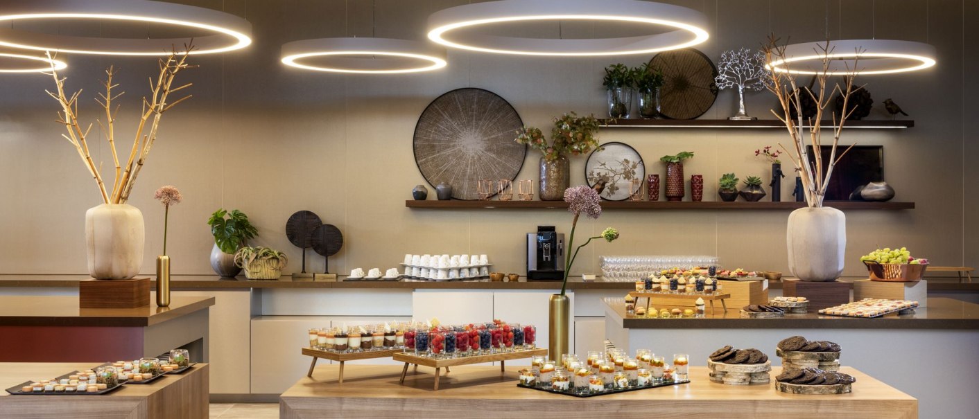 Mövenpick Hotel Stuttgart Messe & Congress, coffee break, © Klostermeier/Kull GbR, Großbeerenstr.12b, 14482 Potsdam Mövenpick Hotel Stuttgart Messe & Congress, coffee break, © Klostermeier/Kull GbR, Großbeerenstr.12b, 14482 Potsdam