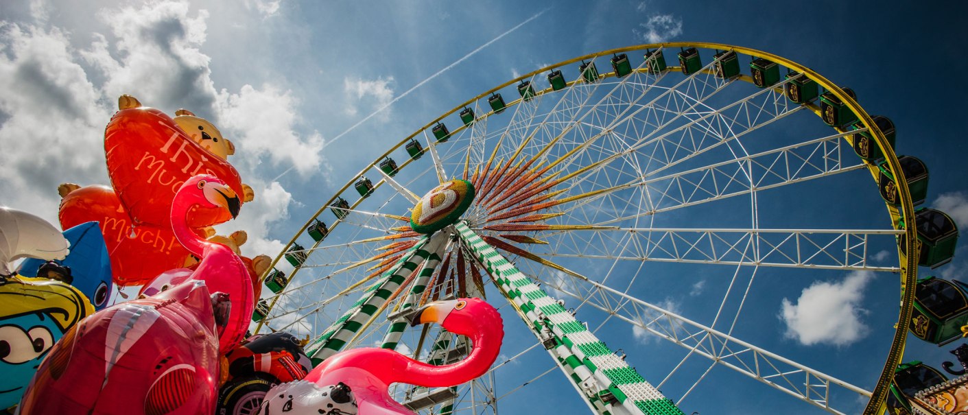 Wasen Stuttgart, Riesenrad und Ballons, &copy; in.Stuttgart, Sascha Feuster