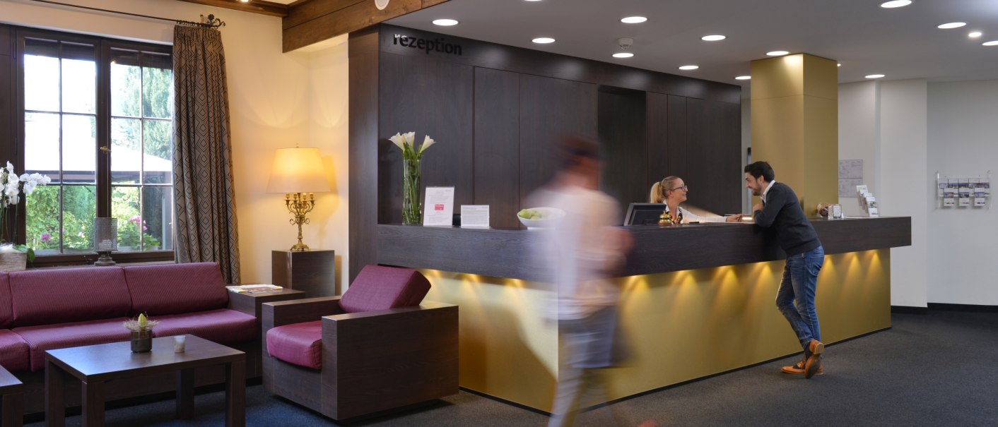 relexa Waldhotel Schatten Empfang, &copy; RelexaWaldhotelSchatten