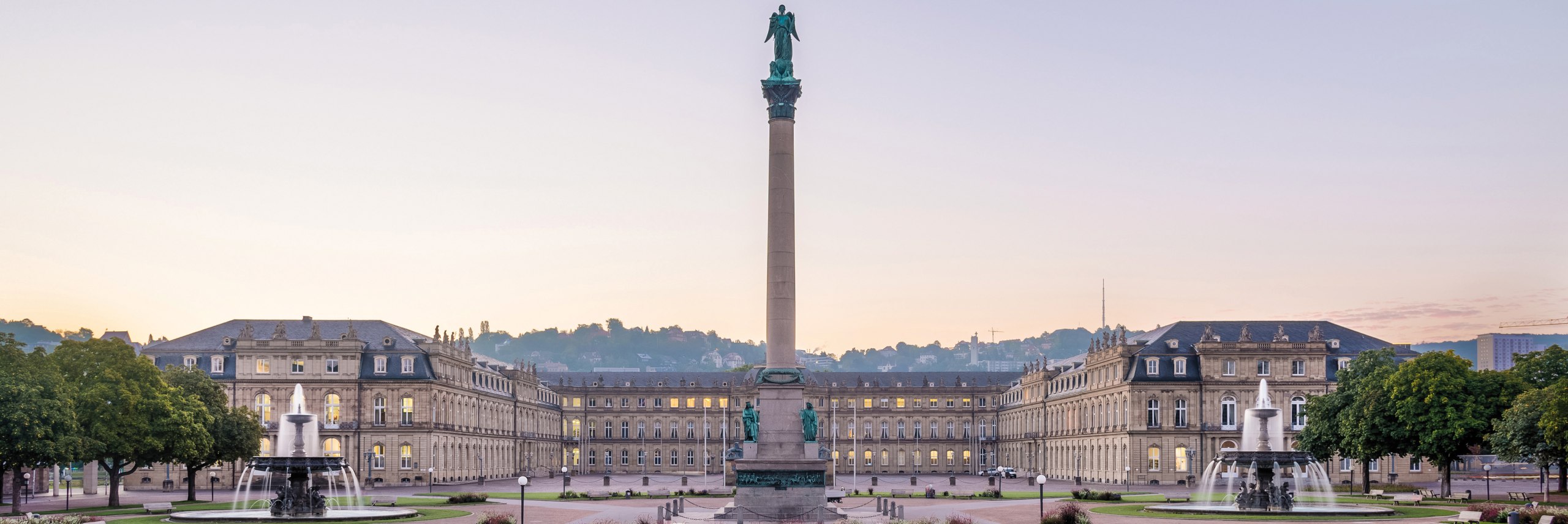 Palace square, © Stuttgart-Marketing GmbH, Julian Herzog