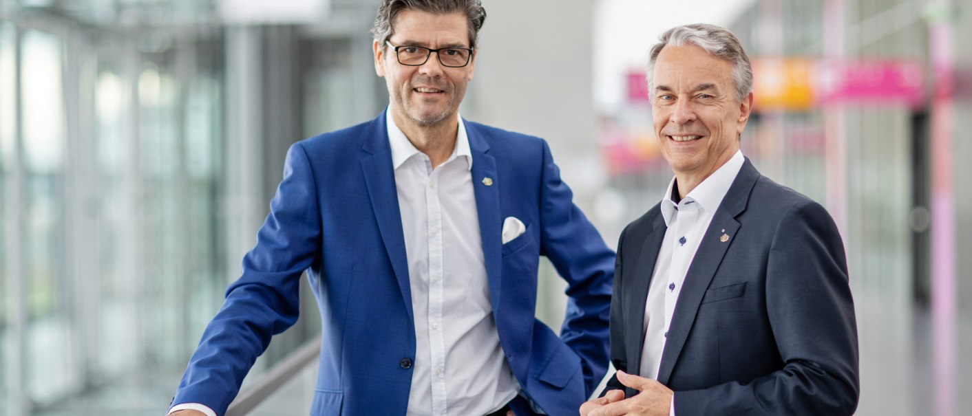 Die Geschäftsführer der Messe Stuttgart: Roland Bleinroth und Stefan Lohnert (links), © Landesmesse Stuttgart GmbH