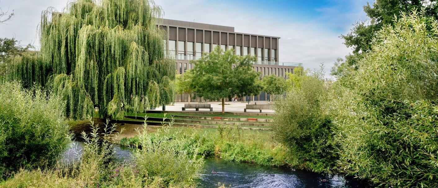 Außenansicht Stadthalle Reutlingen, © Stadthalle Reutlingen GmbH Außenansicht Stadthalle Reutlingen, © Stadthalle Reutlingen GmbH