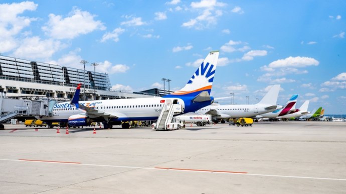 Arrival by plane, © Flughafen Stuttgart GmbH