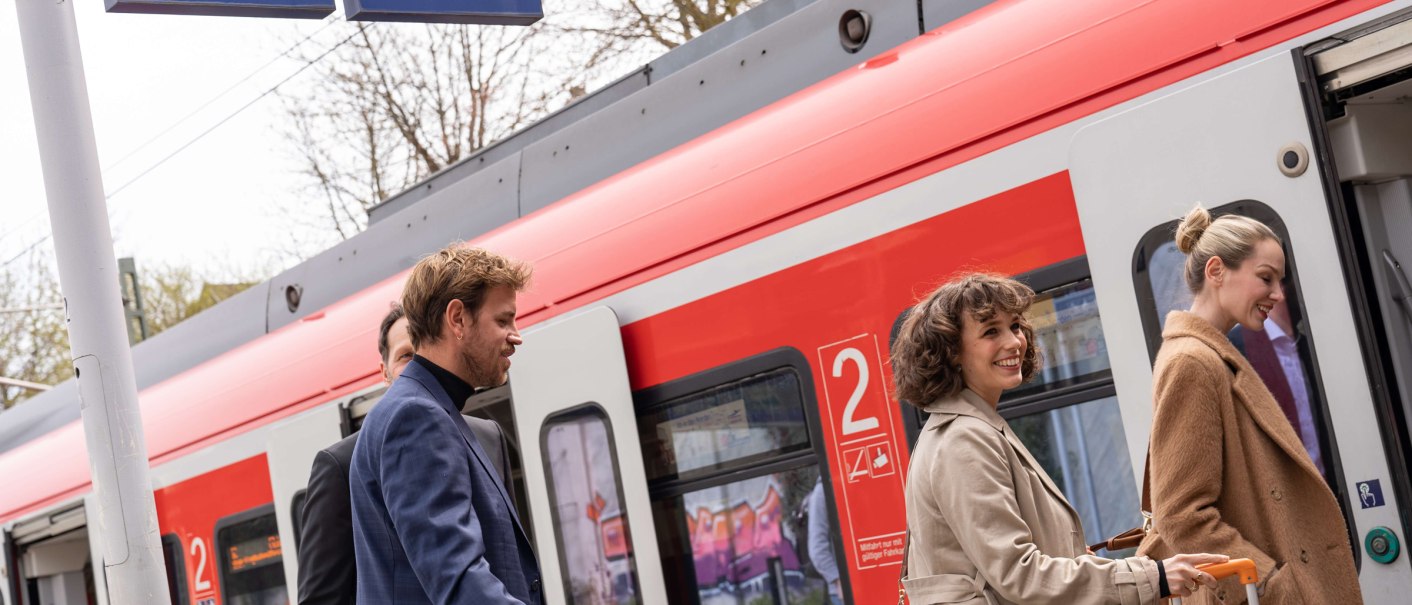 Arrival at Stuttgart by S-Bahn, © Martina Denker