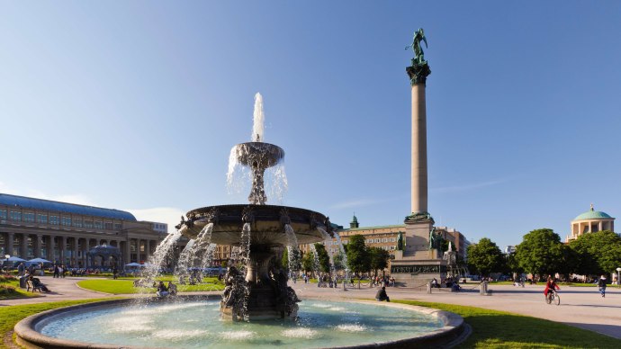 Schlossplatz Brunnen, © Stuttgart-Marketing GmbH, Werner Dieterich